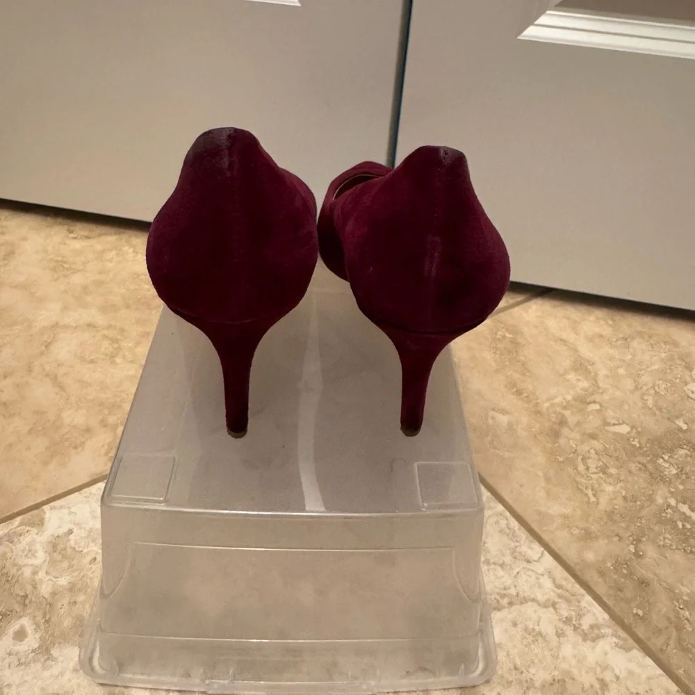 Gianni Bini Burgundy, Suede Heels - Picture 3 of 6